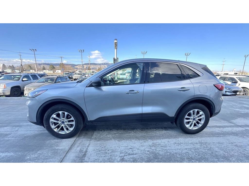Used 2022 Ford Escape SE image 4