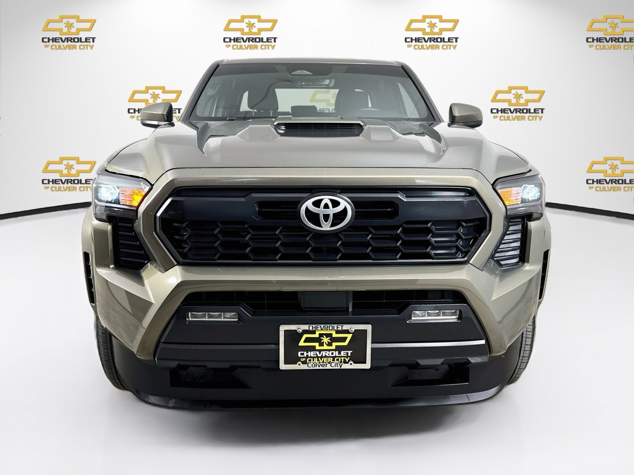 Used 2024 Toyota Tacoma TRD Sport RWD image 2