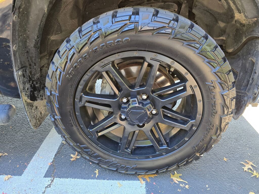 Used 2017 Toyota Tundra SR5 image 11