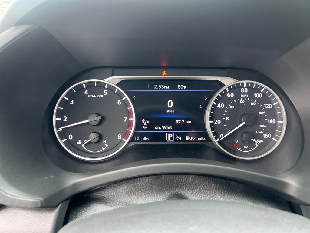 New 2025 Nissan Sentra SR image 16