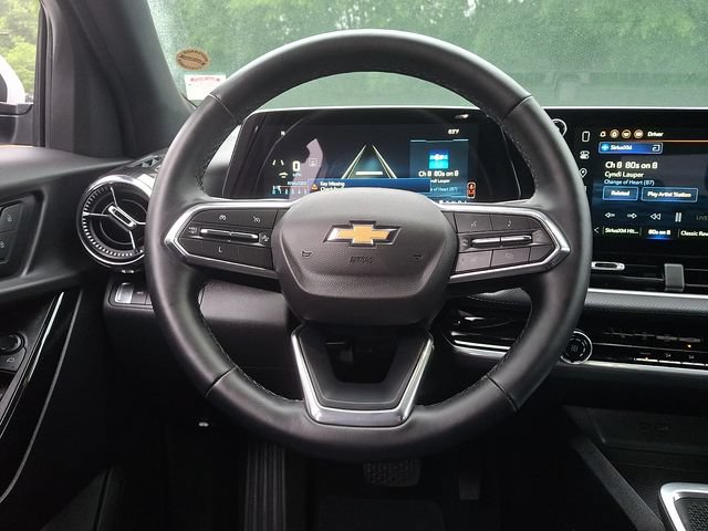 Used 2025 Chevrolet Equinox LT AWD/4WD image 19