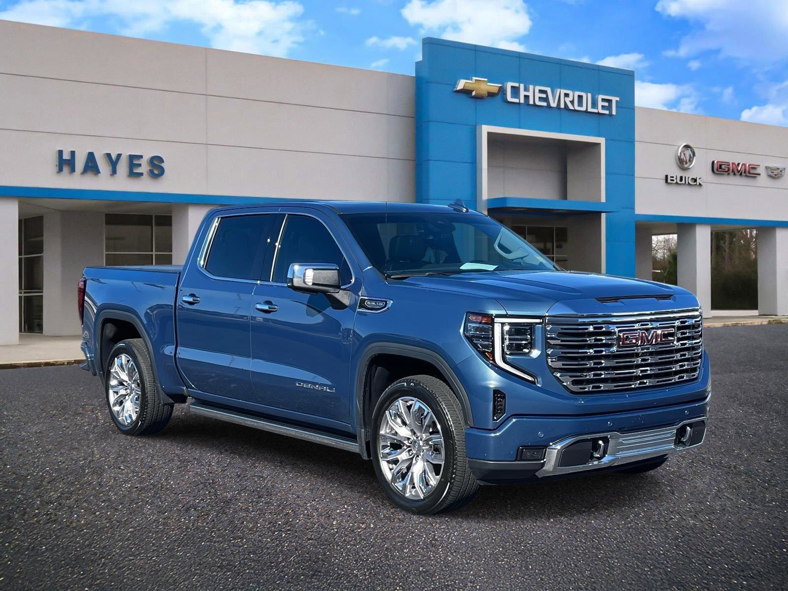 Used 2024 GMC Sierra 1500 Denali w/ Denali Reserve Package image 1
