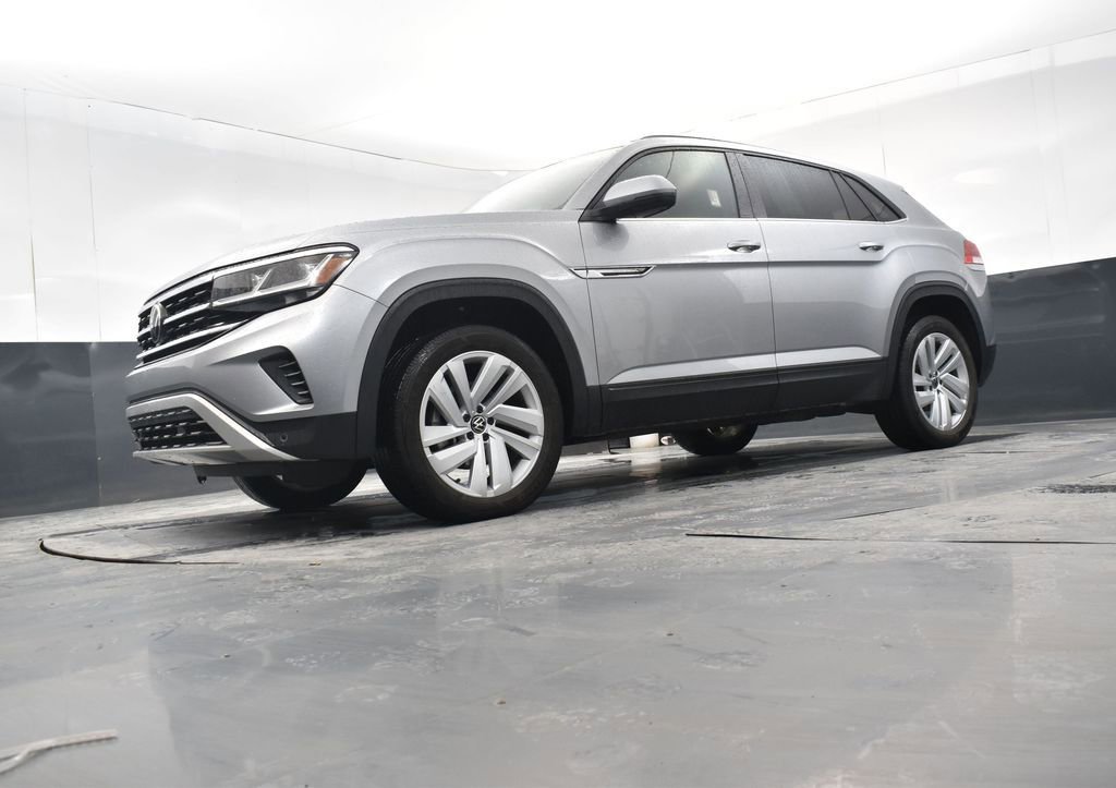 Used 2022 Volkswagen Atlas Cross Sport SE image 21