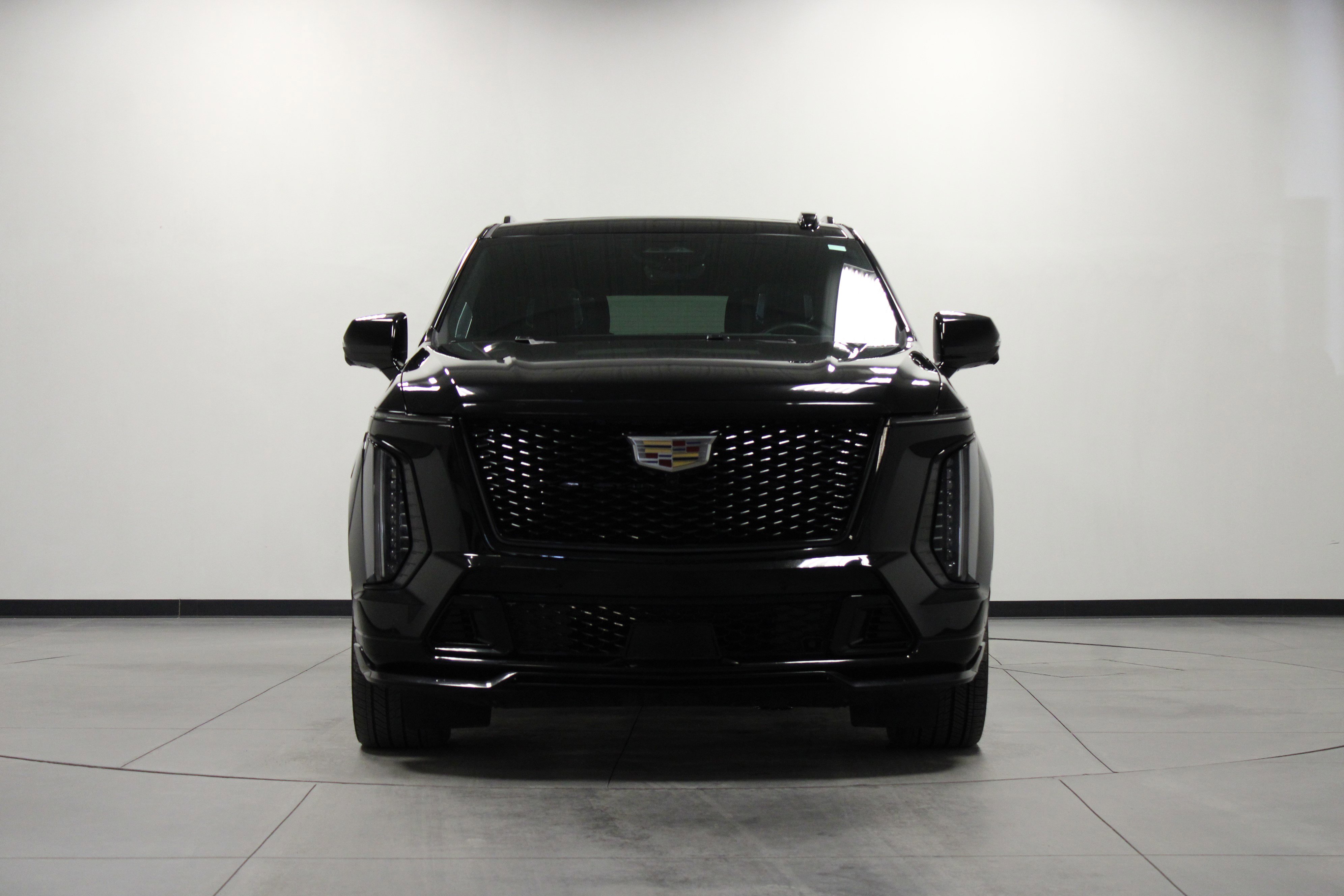 Used 2025 Cadillac Escalade V image 9