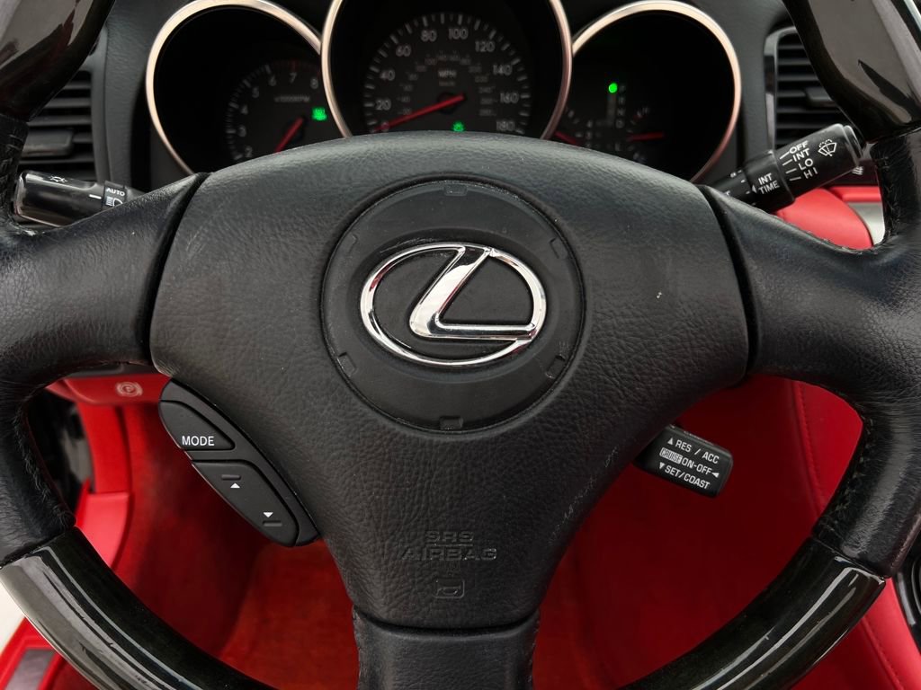 Used 2005 Lexus SC 430 Convertible image 17