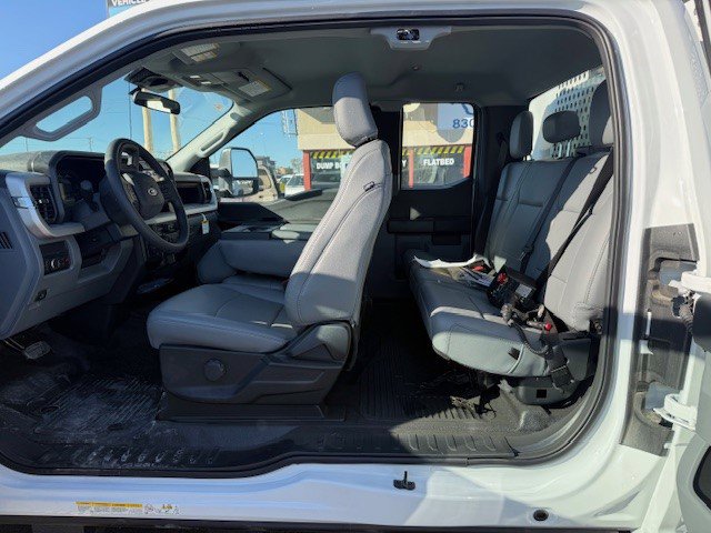 New 2026 Ford F550 4x4 SuperCab Super Duty image 16
