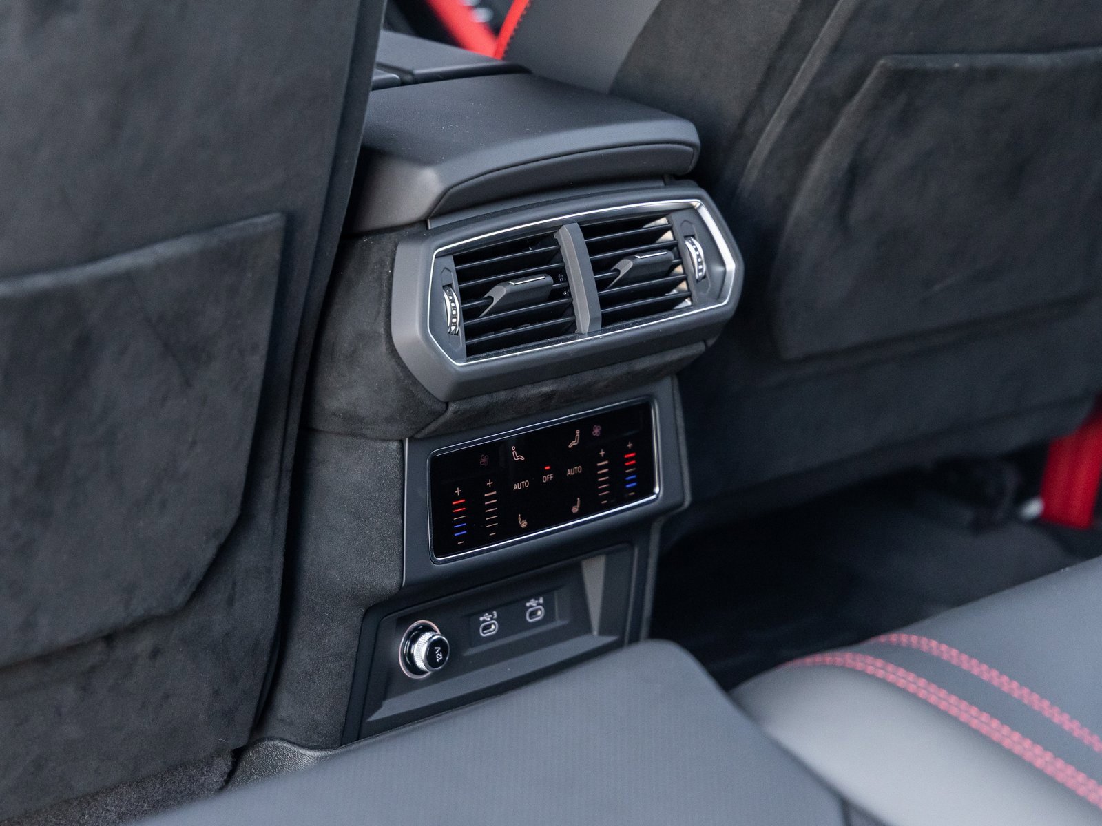 Used 2024 Lamborghini Urus Performante image 45