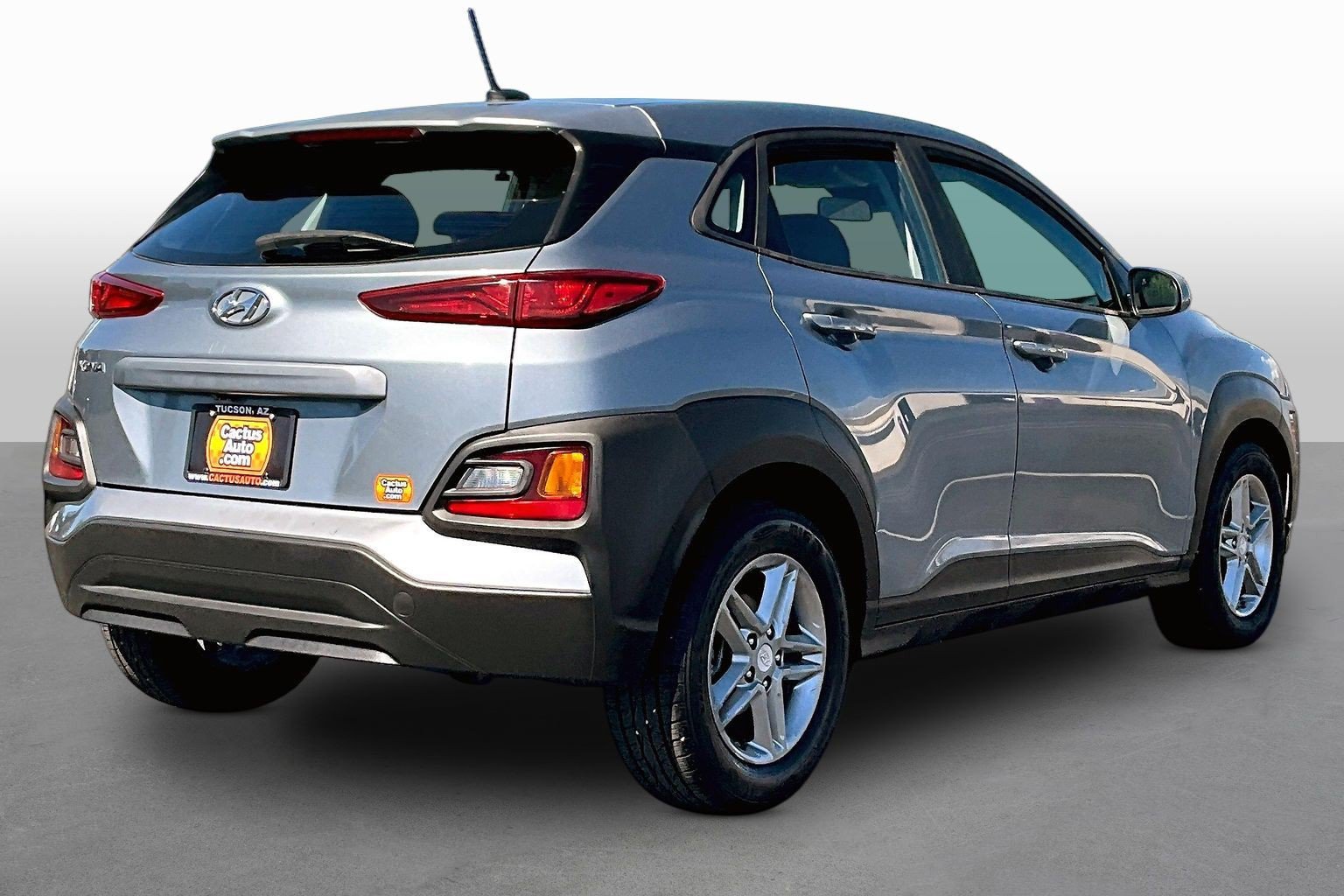 Used 2019 Hyundai Kona SE FWD image 2