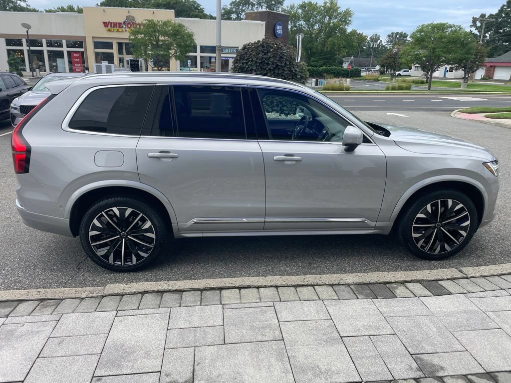 Used 2025 Volvo XC90 B6 Plus AWD/4WD image 6