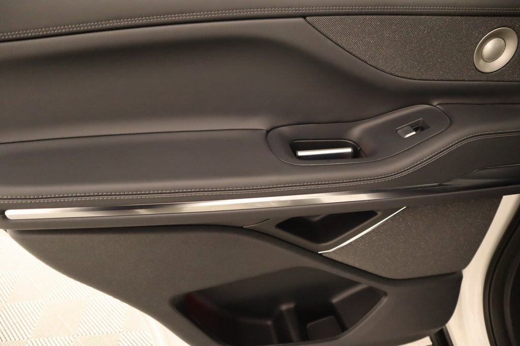 New 2025 Lincoln Navigator Reserve image 18