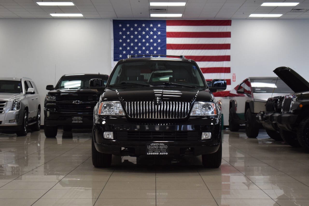 Used 2006 Lincoln Navigator Luxury image 3