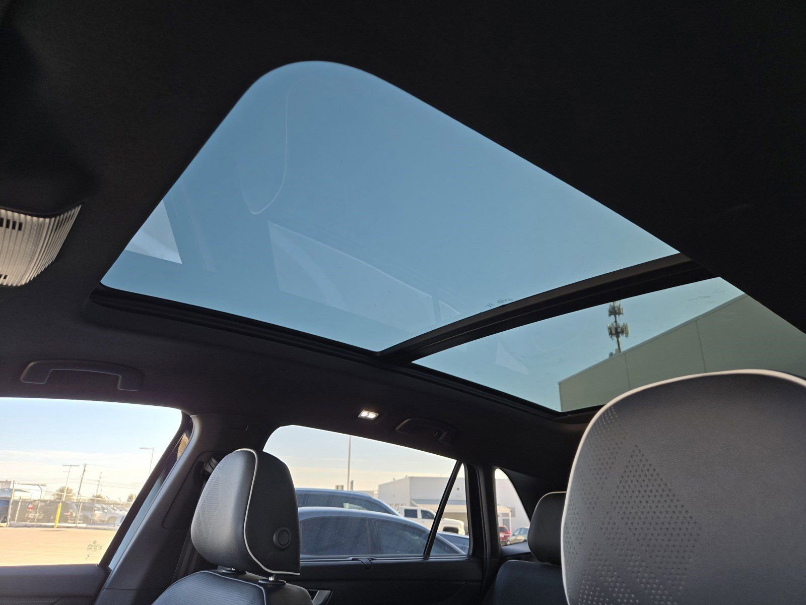 New 2025 Volkswagen Atlas Cross Sport SEL Premium R-Line image 19