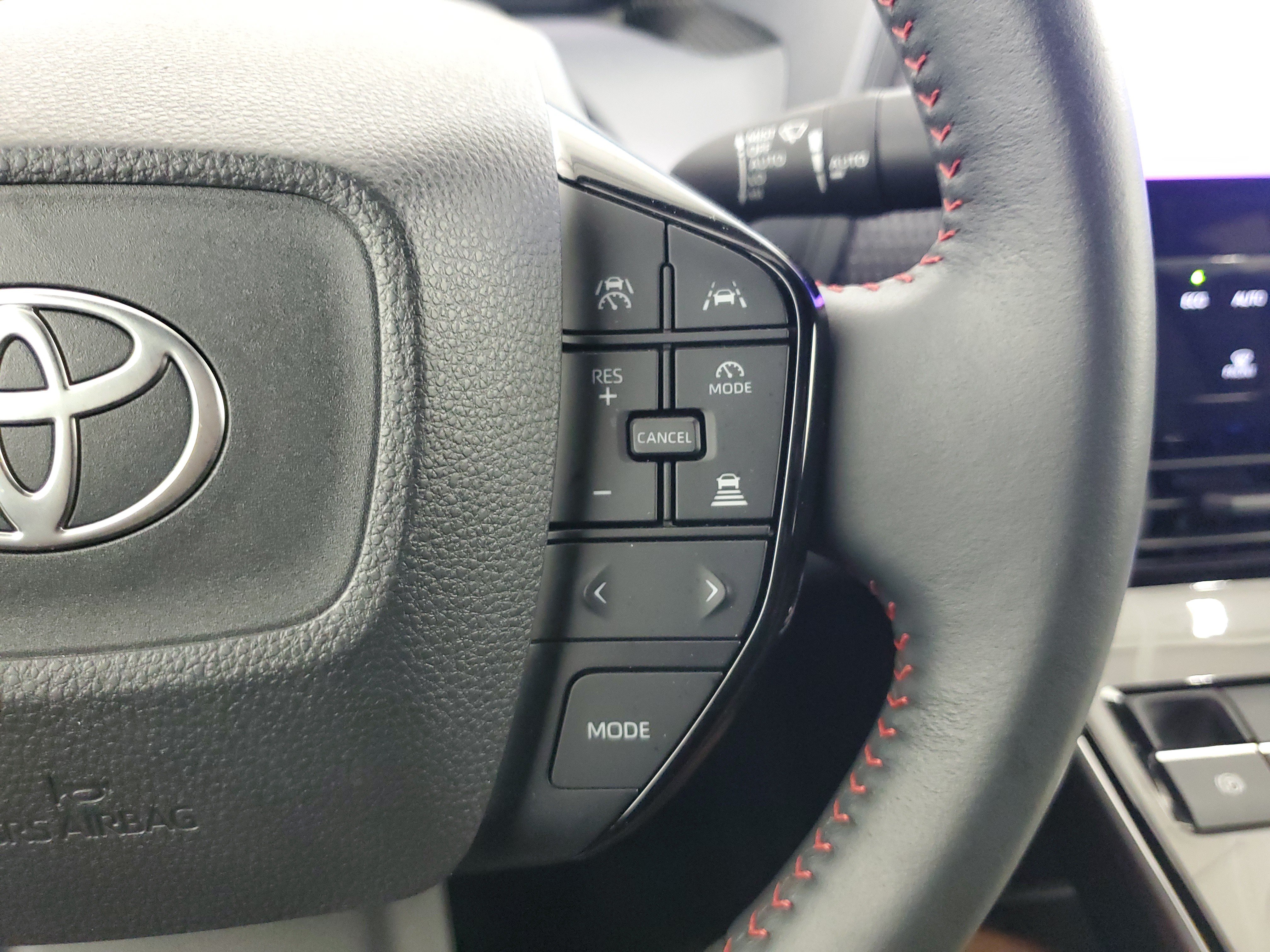 Certified 2025 Toyota bZ4X AWD image 23