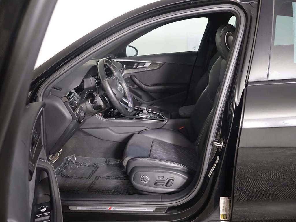 Used 2023 Audi S4 Premium Plus w/ Premium Plus Package AWD/4WD image 30