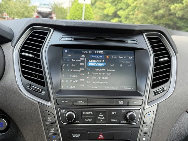 Used 2018 Hyundai Santa Fe Limited image 18