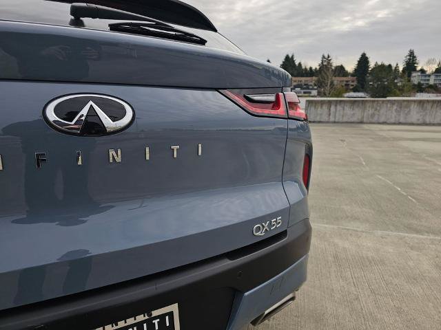Certified 2023 INFINITI QX55 Luxe w/ Cargo Package AWD/4WD image 16