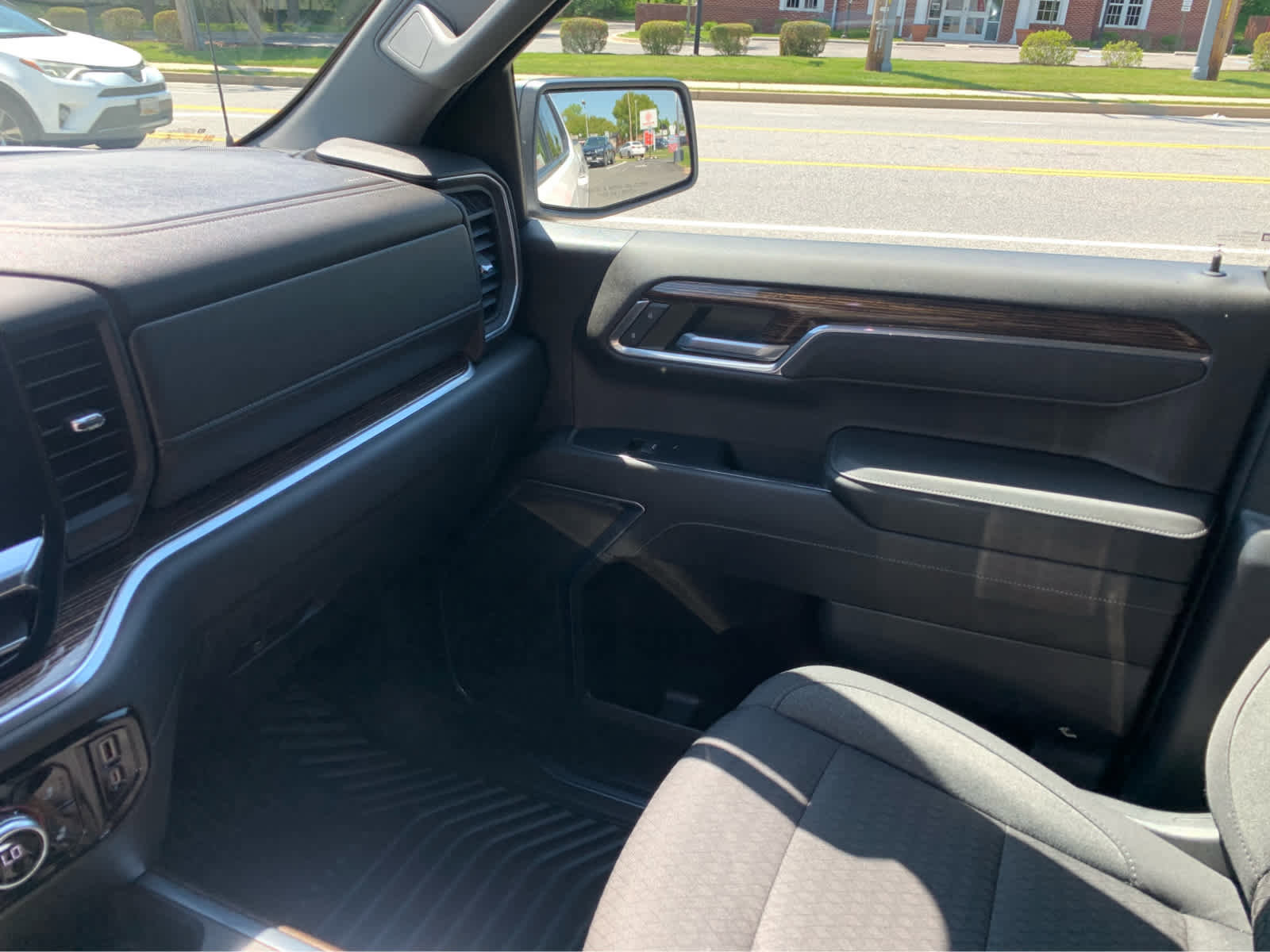 Used 2023 GMC Sierra 1500 Elevation AWD/4WD image 21