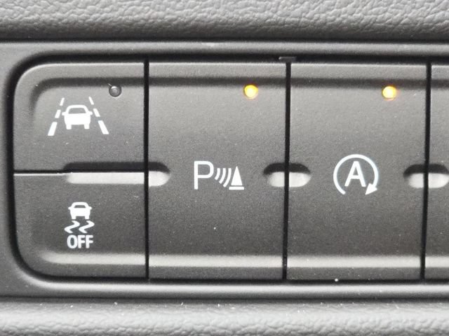 Used 2024 GMC Yukon XL SLE w/ Gmc Pro Safety Plus Package AWD/4WD image 11