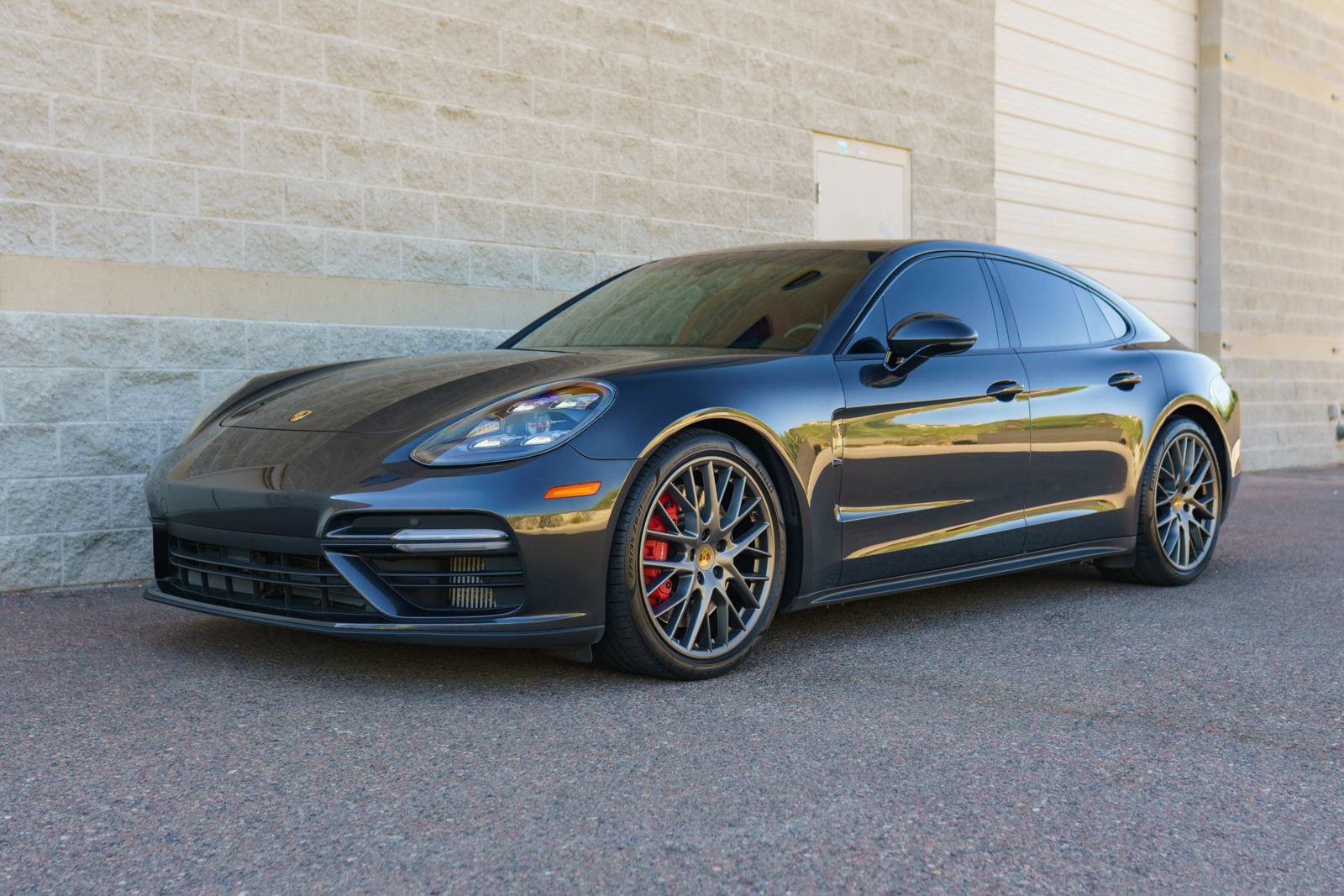 Used 2017 Porsche Panamera Turbo AWD/4WD image 2