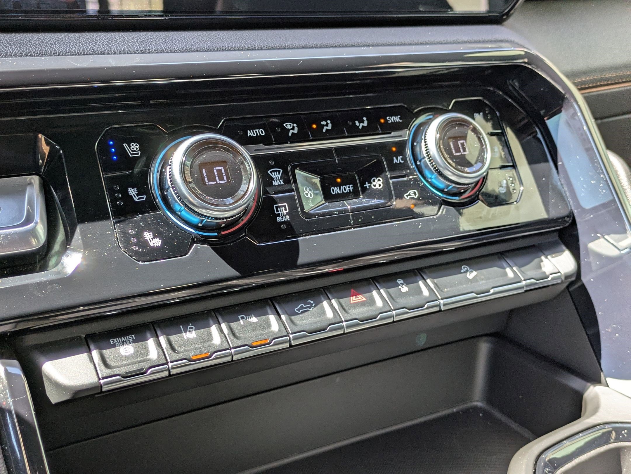 Certified 2024 GMC Sierra 2500 AT4 w/ Max Trailering Package AWD/4WD image 22