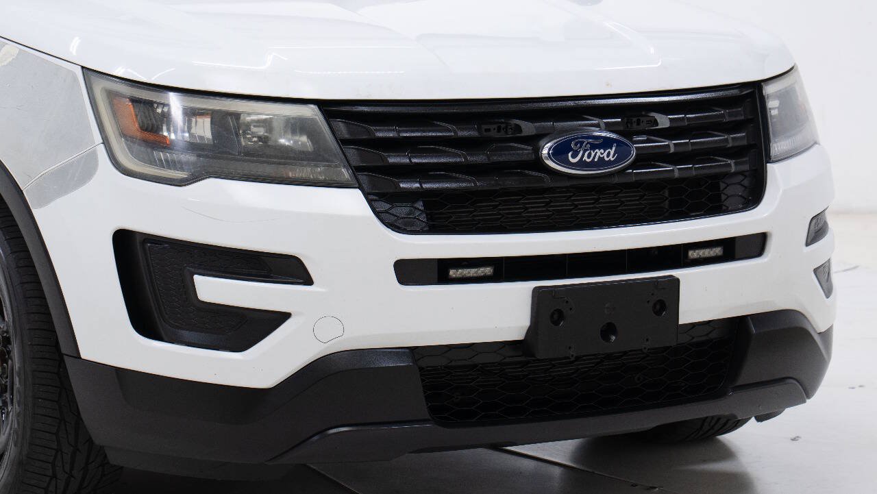 Used 2017 Ford Explorer 4WD Police Interceptor image 9