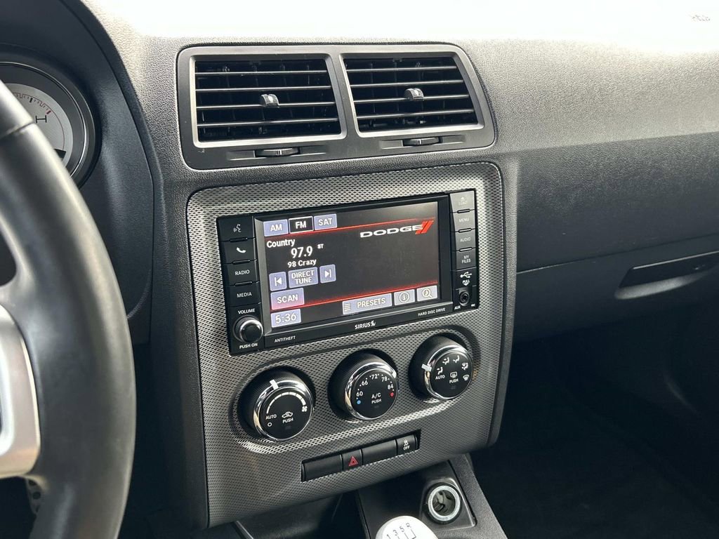 Used 2013 Dodge Challenger R/T image 21