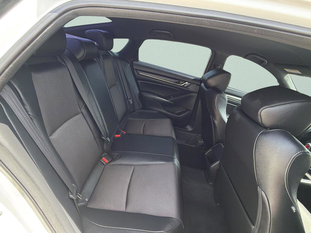 Used 2020 Honda Accord Sport image 10