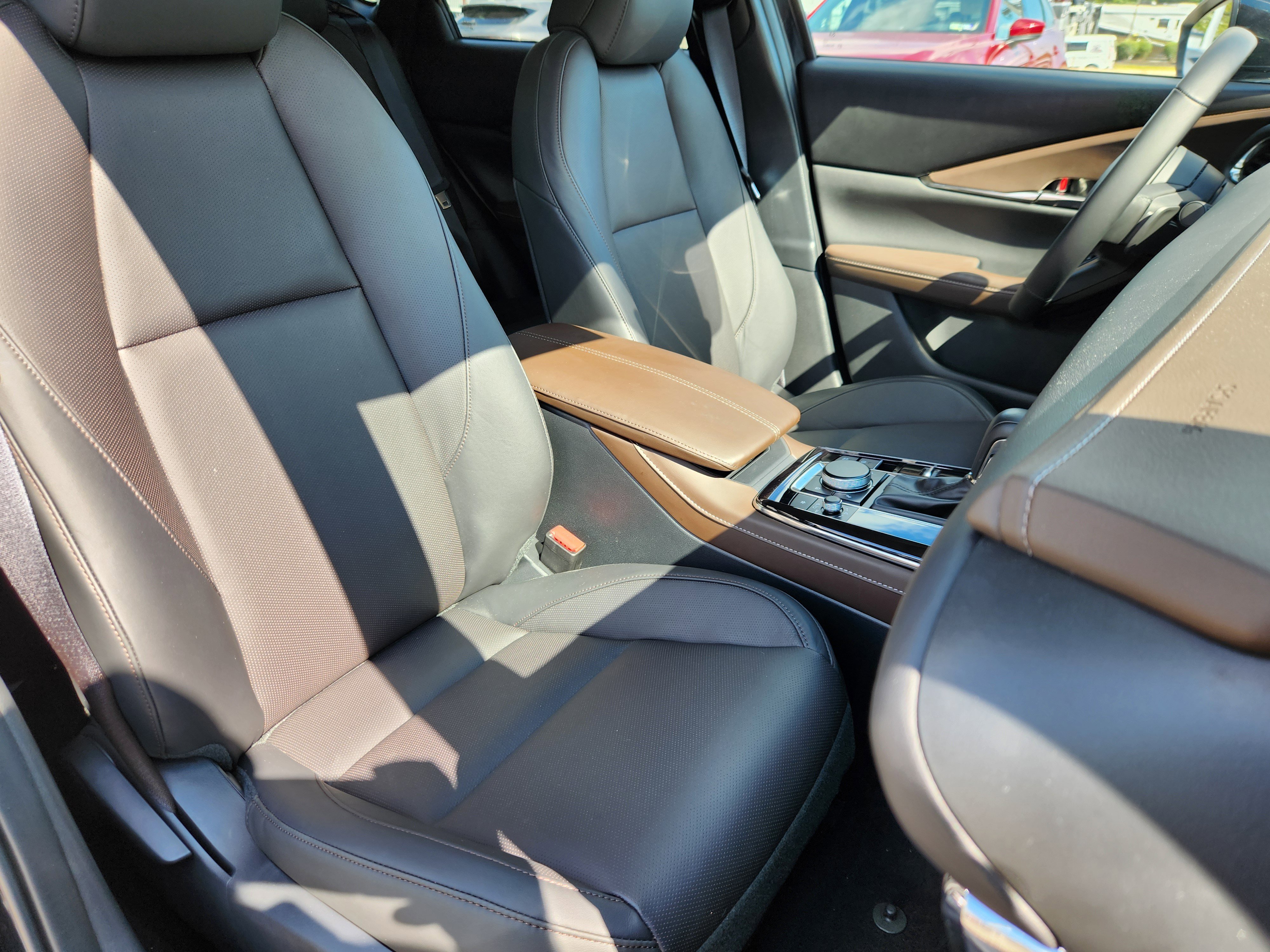 Certified 2025 MAZDA CX-30 AWD 2.5 S w/ Premium Package image 15