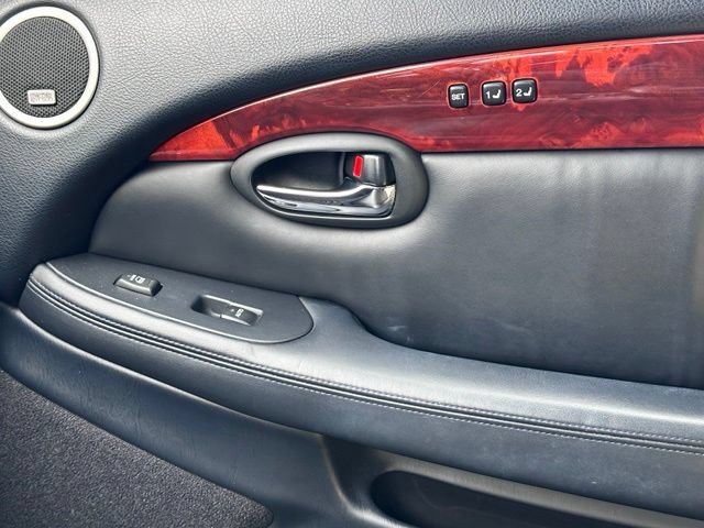Used 2006 Lexus SC 430 Convertible RWD image 34