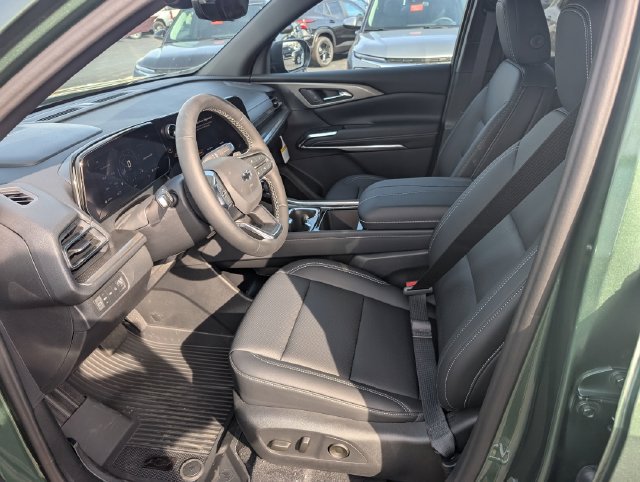New 2027 Chevrolet Traverse LT w/ Midnight/Sport Edition AWD/4WD image 11