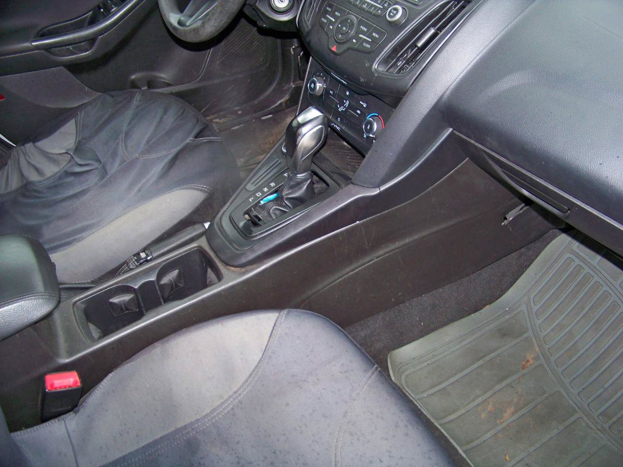 Used 2016 Ford Focus SE FWD image 11