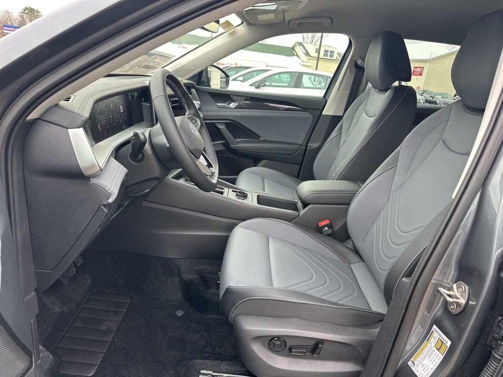 New 2026 Volkswagen Tiguan SE image 9