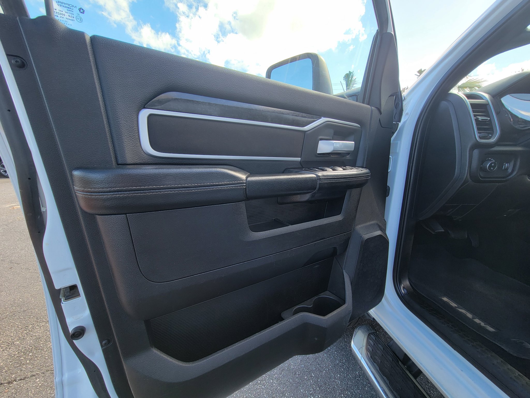 Used 2024 RAM 2500 Big Horn image 23
