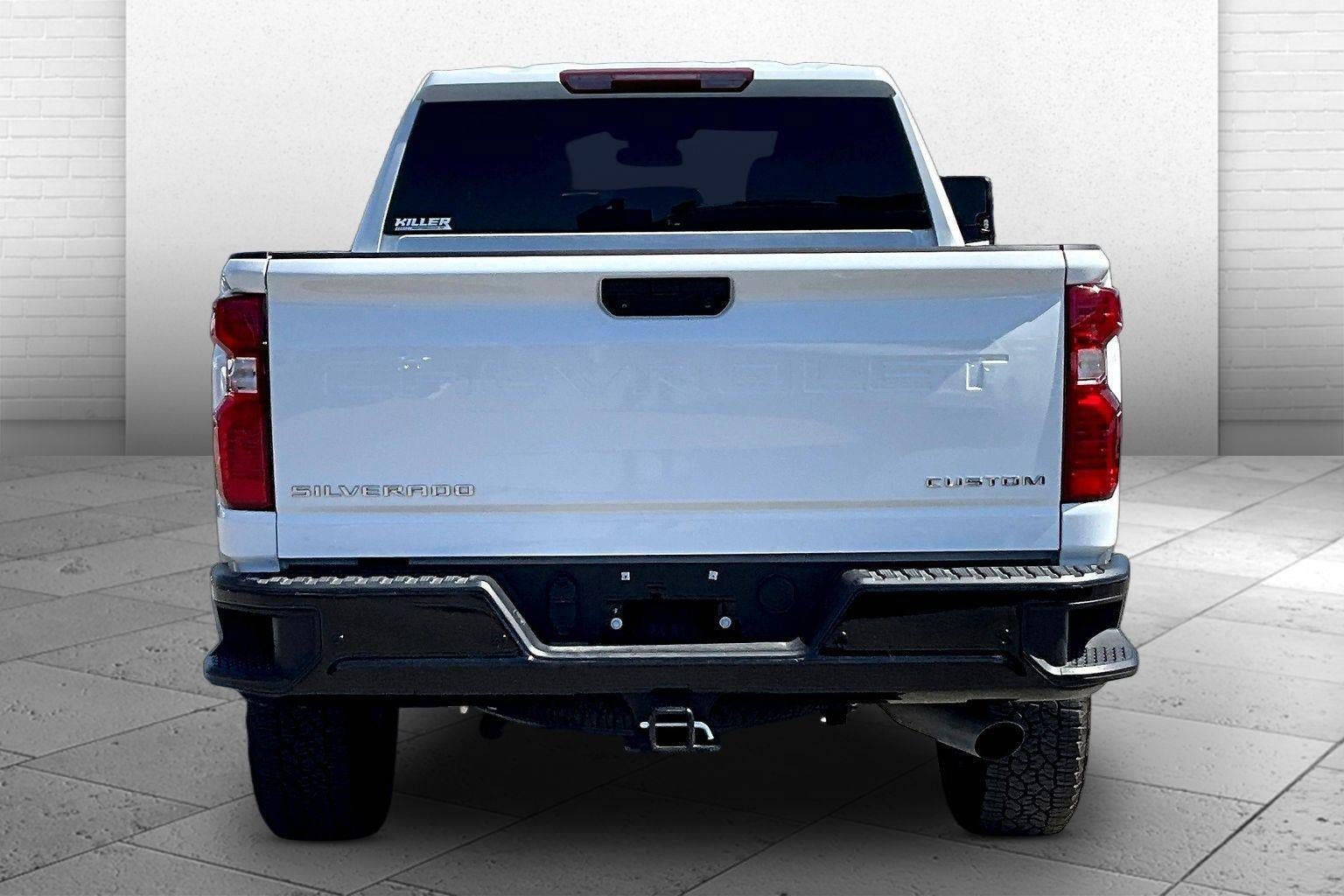 Used 2025 Chevrolet Silverado 2500 Custom w/ Custom Value Package AWD/4WD image 3