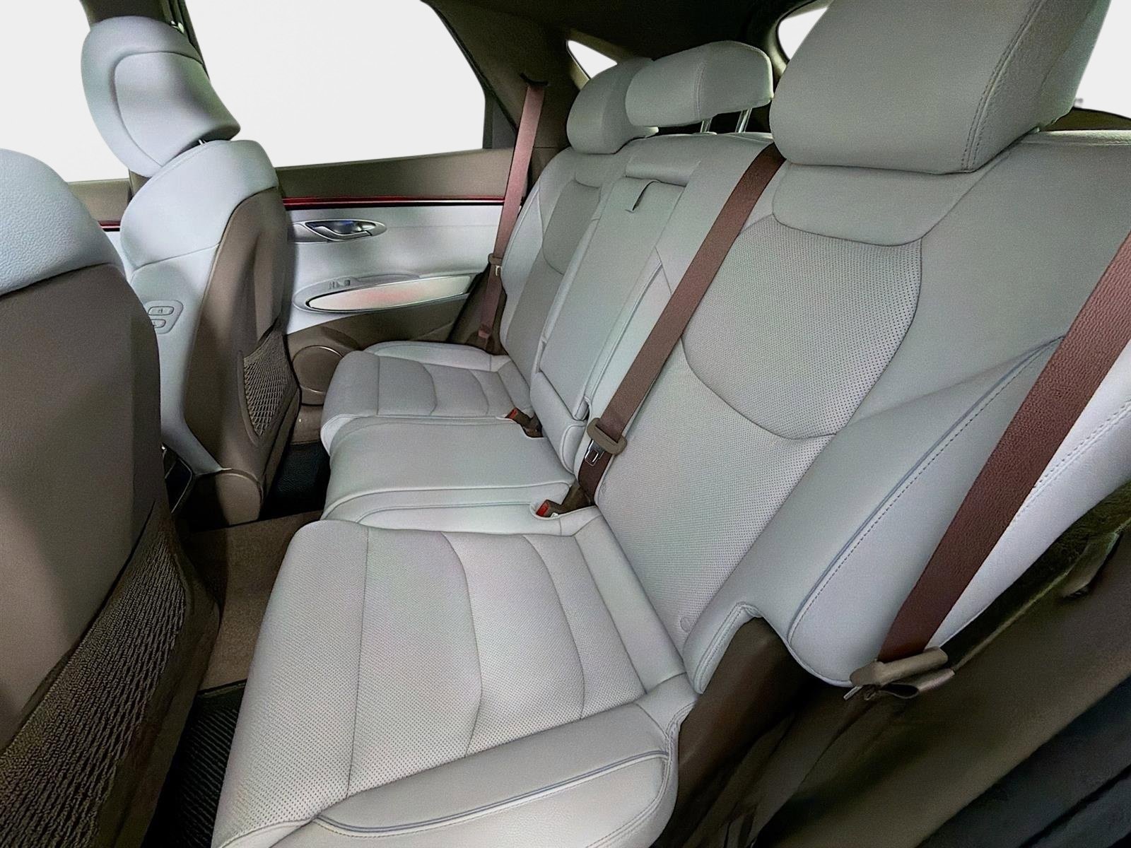 New 2026 Genesis GV70 2.5T Advanced image 24