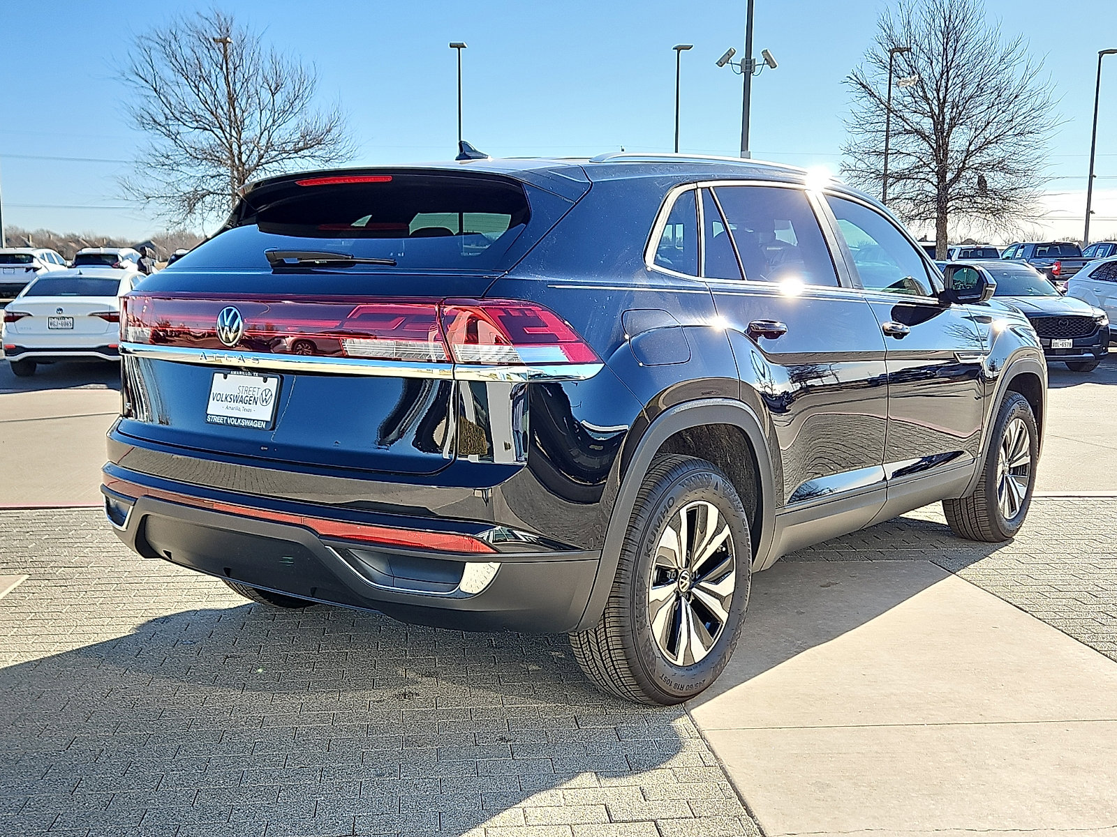 New 2026 Volkswagen Atlas Cross Sport SE image 4