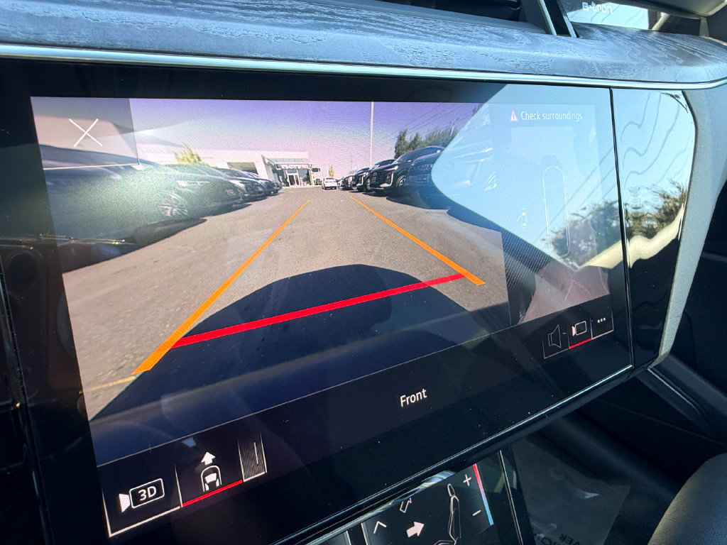 Used 2021 Audi e-tron Prestige AWD/4WD image 22