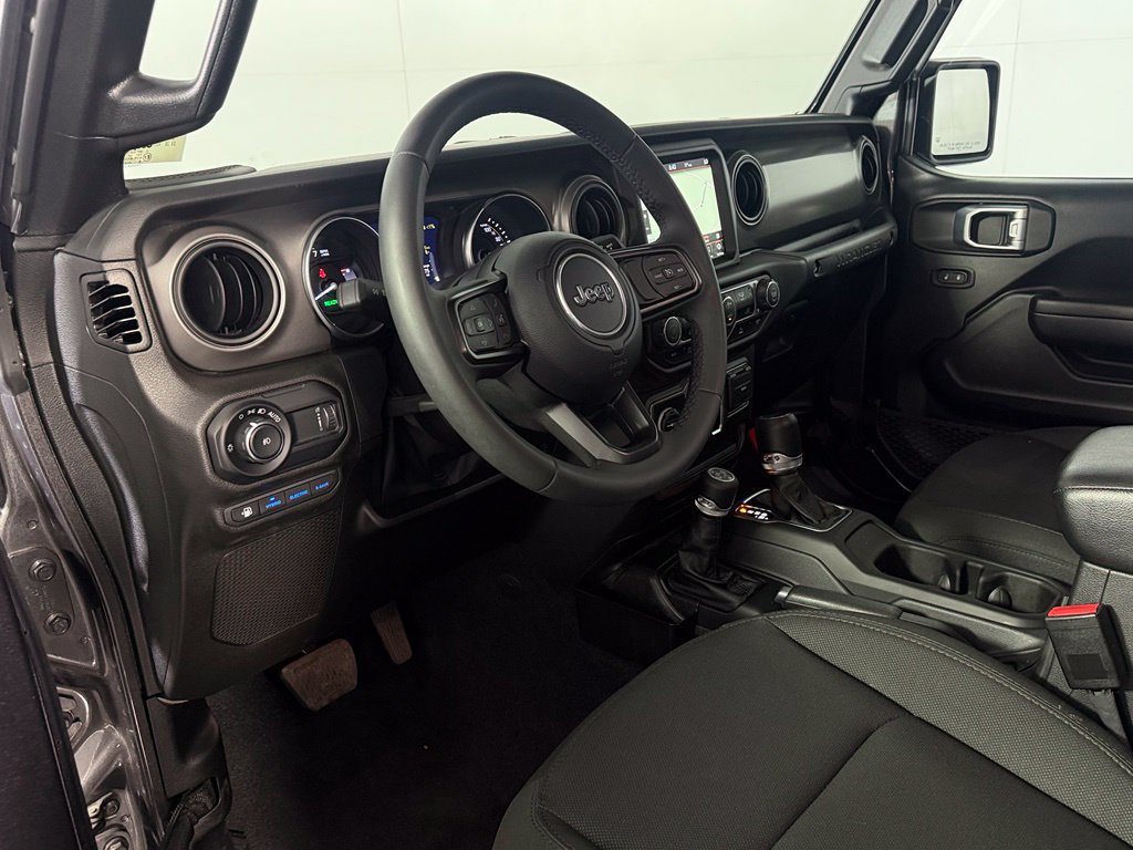 Used 2023 Jeep Wrangler Unlimited w/ 8.4" Radio Group AWD/4WD image 13