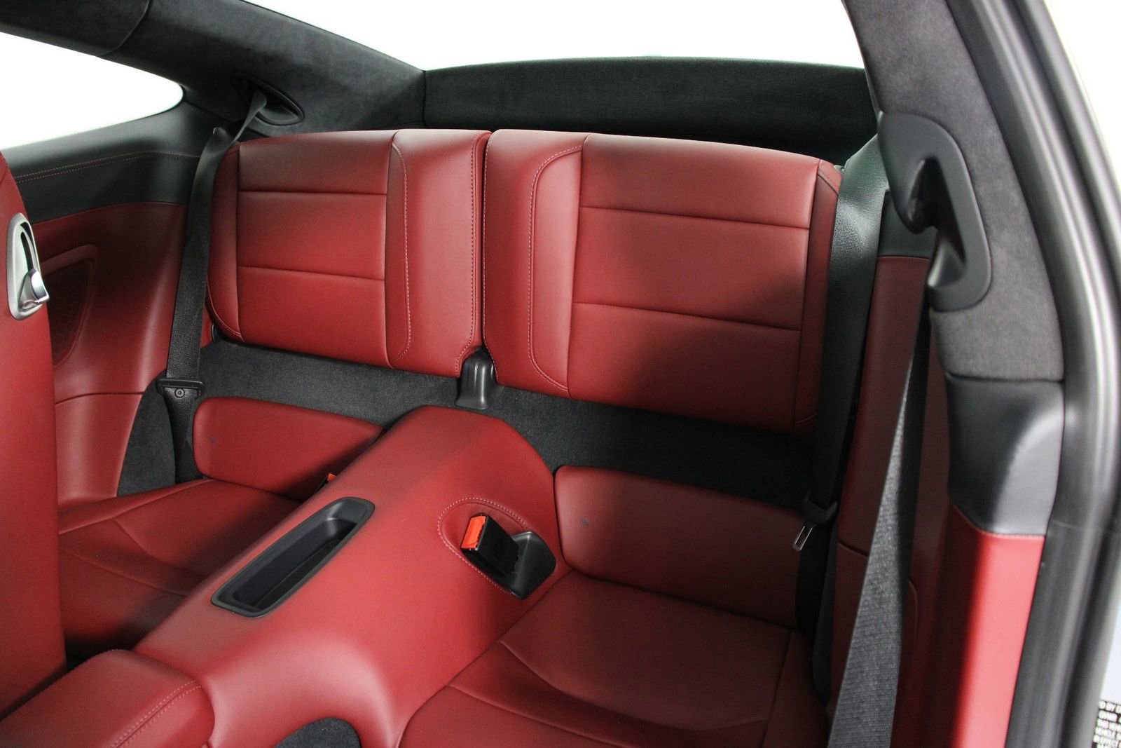 Certified 2018 Porsche 911 Carrera 4S image 33