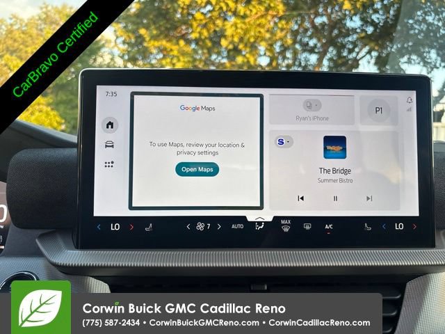 Used 2025 Ford Explorer Active AWD/4WD image 18