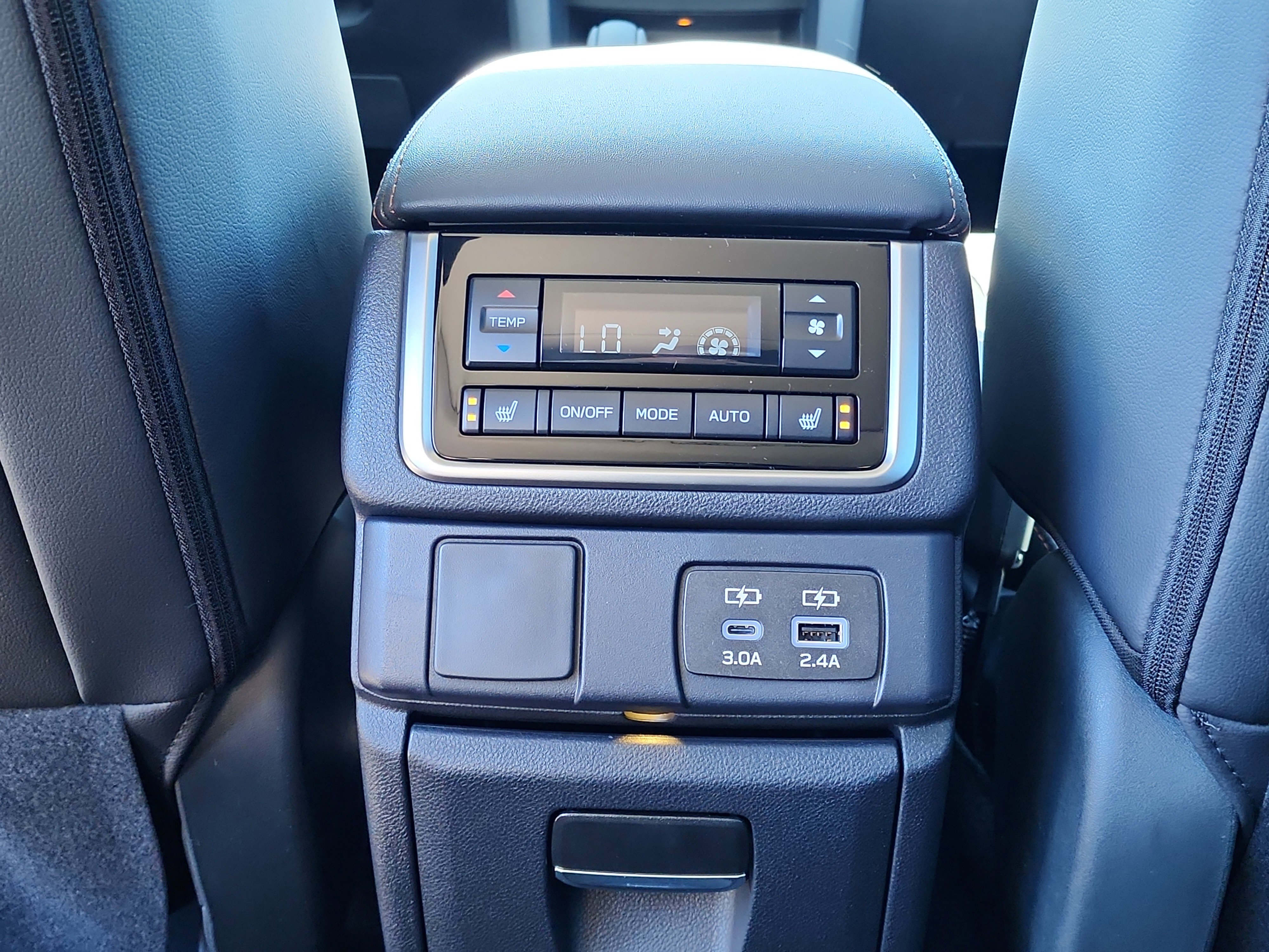 New 2025 Subaru Ascent Bronze Edition image 9