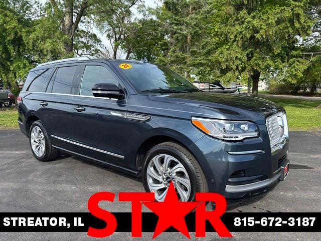 Used 2024 Lincoln Navigator Premiere AWD/4WD image 1