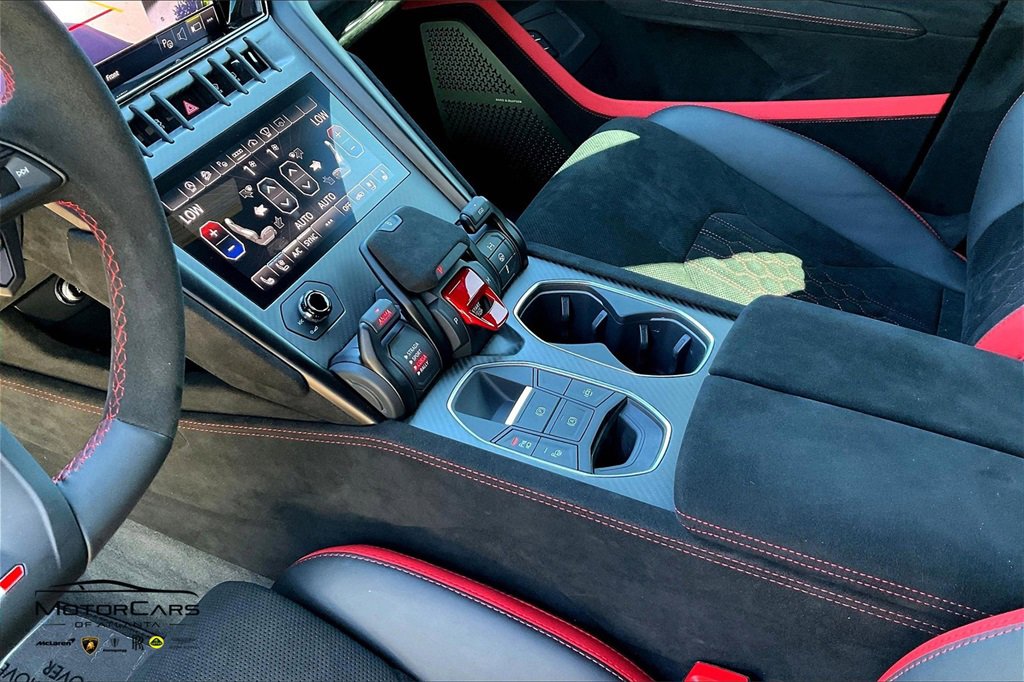 Used 2024 Lamborghini Urus Performante image 17