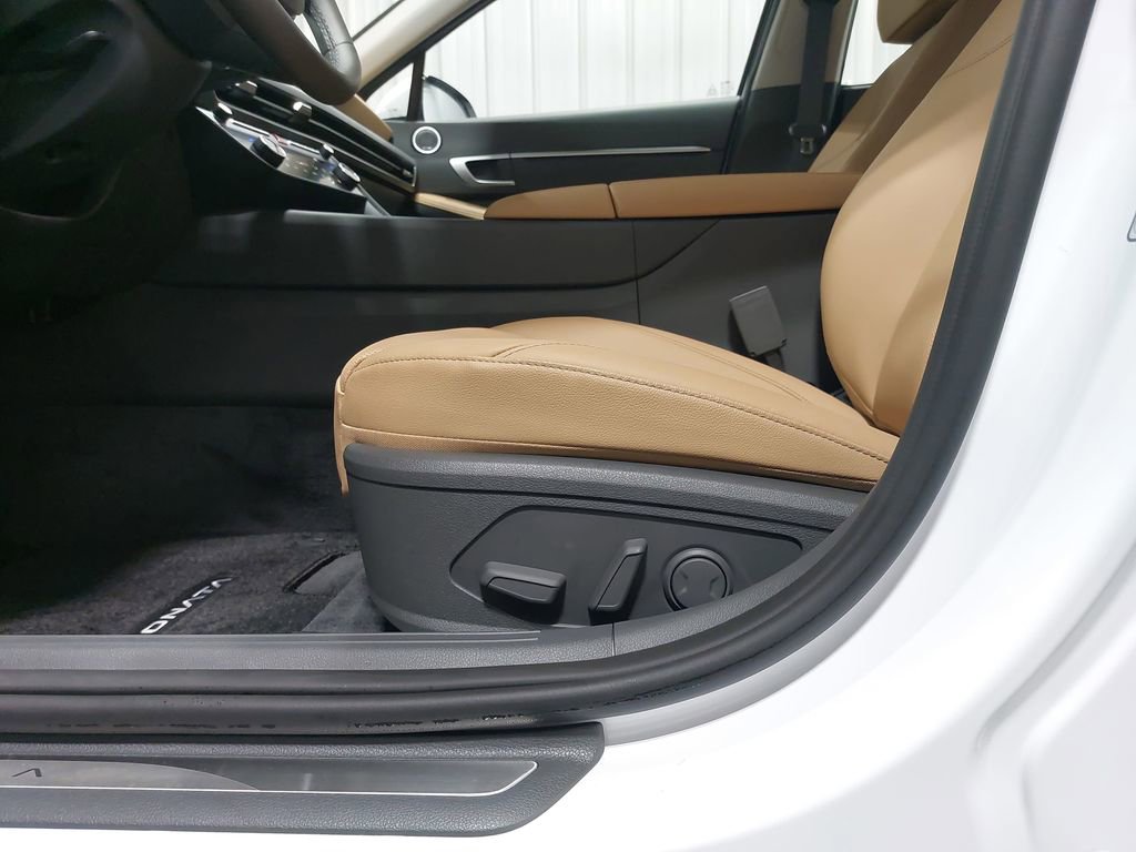 New 2026 Hyundai Sonata Limited image 31