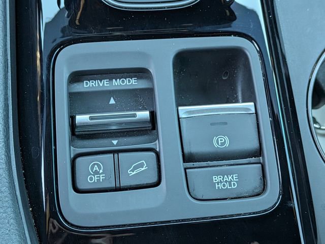 Used 2025 Honda Pilot TrailSport image 26