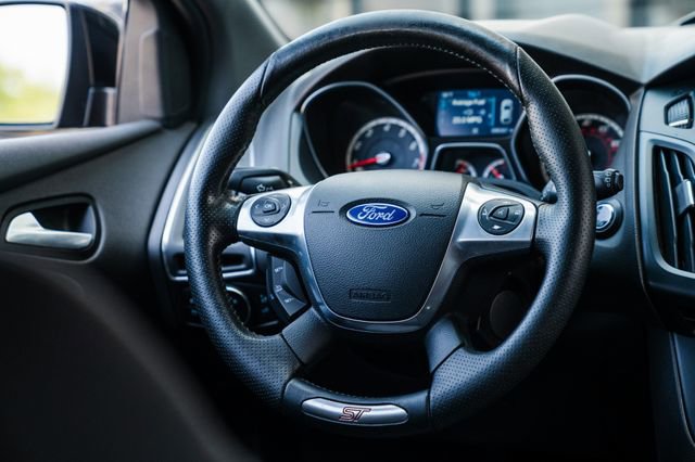 Used 2014 Ford Focus ST image 9