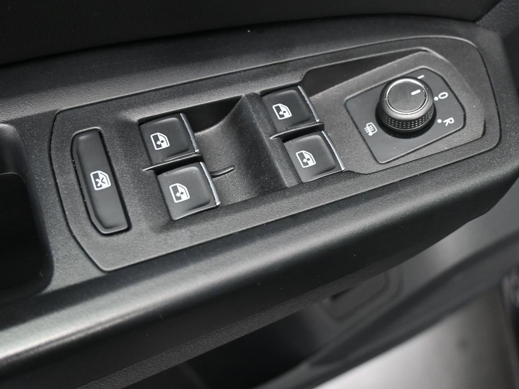 Used 2019 Volkswagen Atlas SE w/ Panoramic Sunroof Package image 13