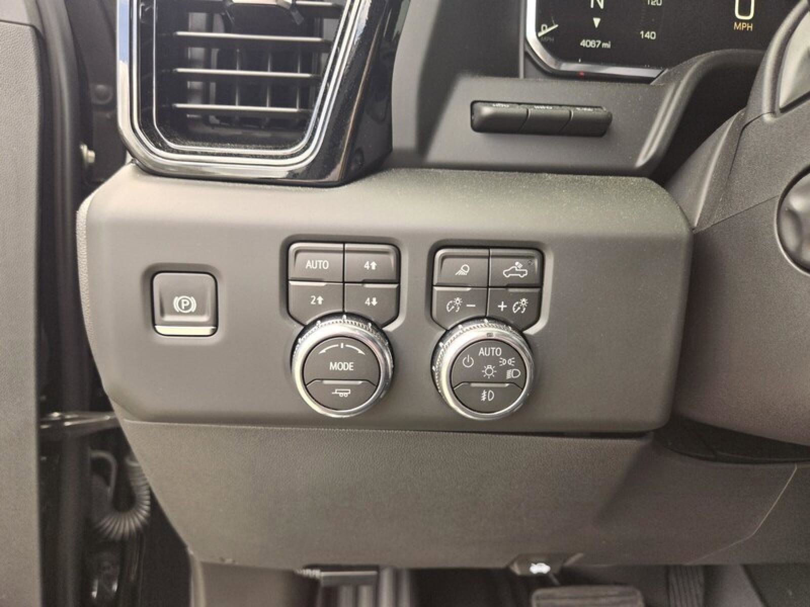 Used 2026 GMC Sierra 1500 AT4 w/ AT4 Premium Package image 12