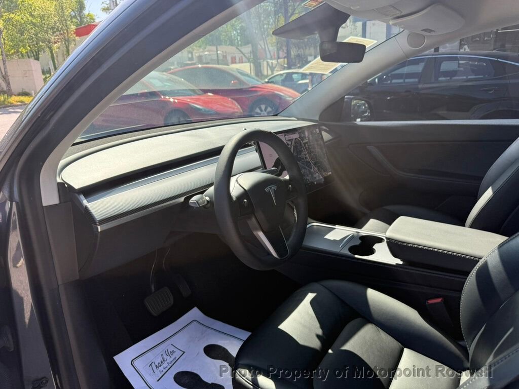 Used 2021 Tesla Model Y Long Range AWD/4WD image 8