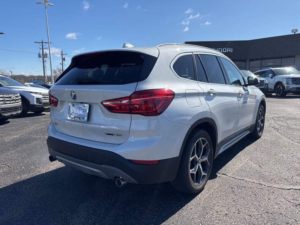 Used 2018 BMW X1 xDrive28i w/ Convenience Package image 4